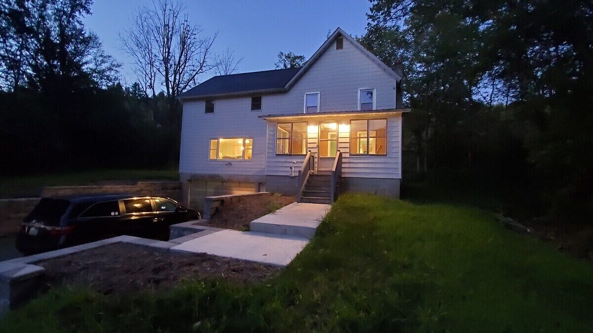 Photo of Bathroom in Hancock