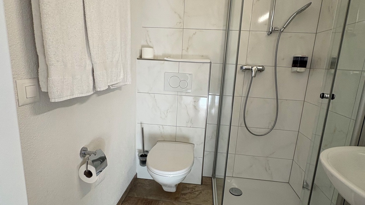 Photo of Bathroom in Jona