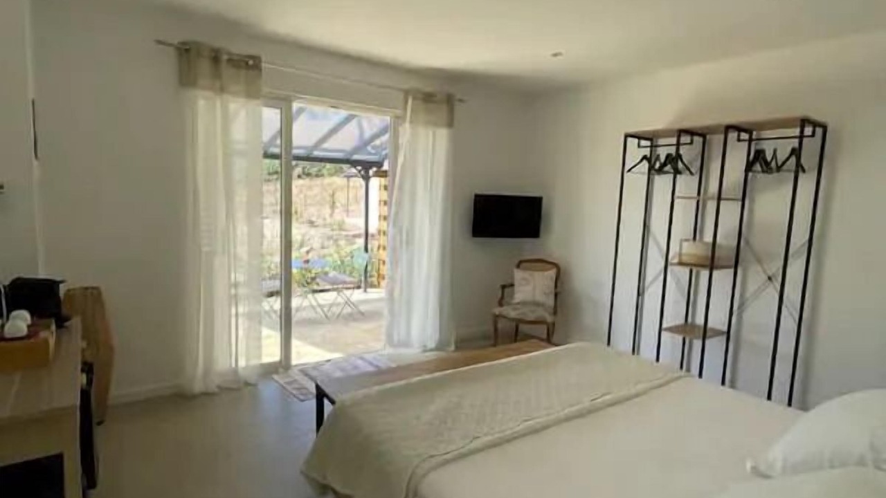 Photo of Bedroom in Figari