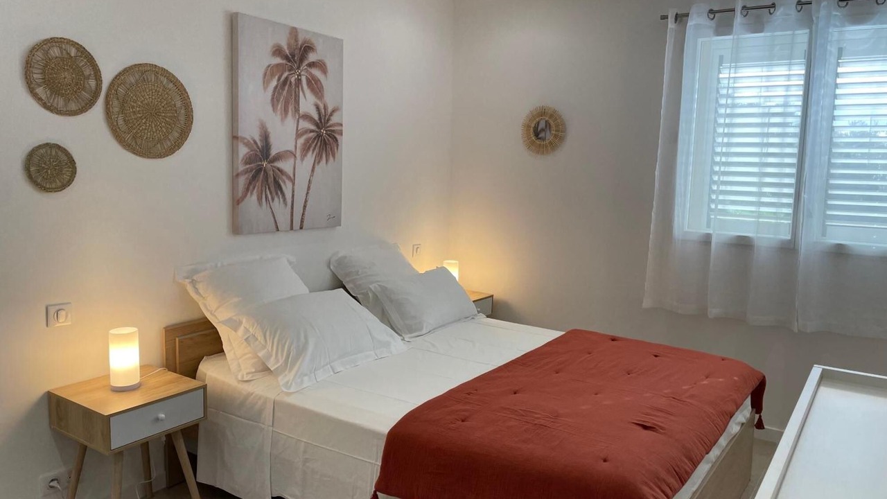 Photo of Others in Figari