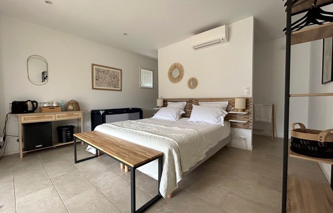 Photo of Others in Figari