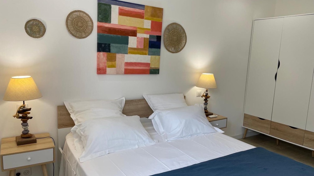 Photo of Others in Figari