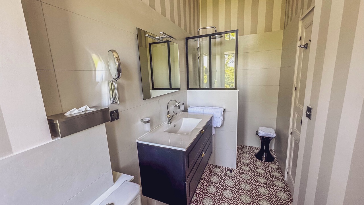 Photo of Bathroom in Taden