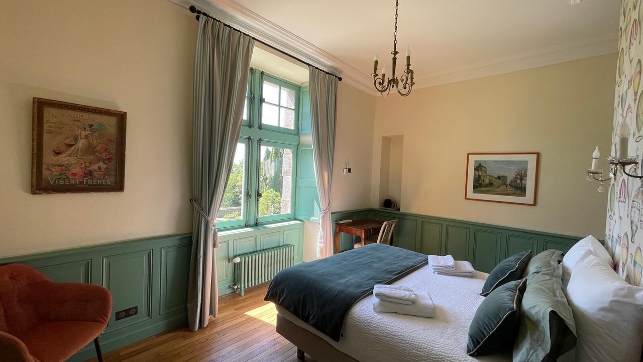 Photo of Others in Taden