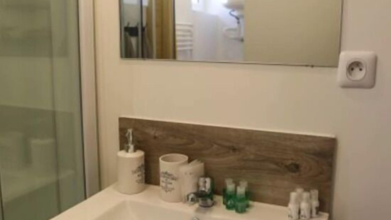 Photo of Bathroom in Brequerecque