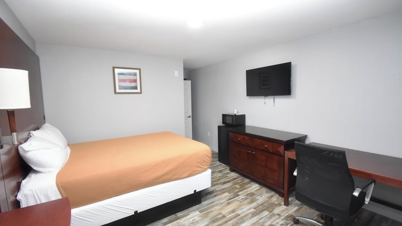 Photo of Bedroom in St. Marys