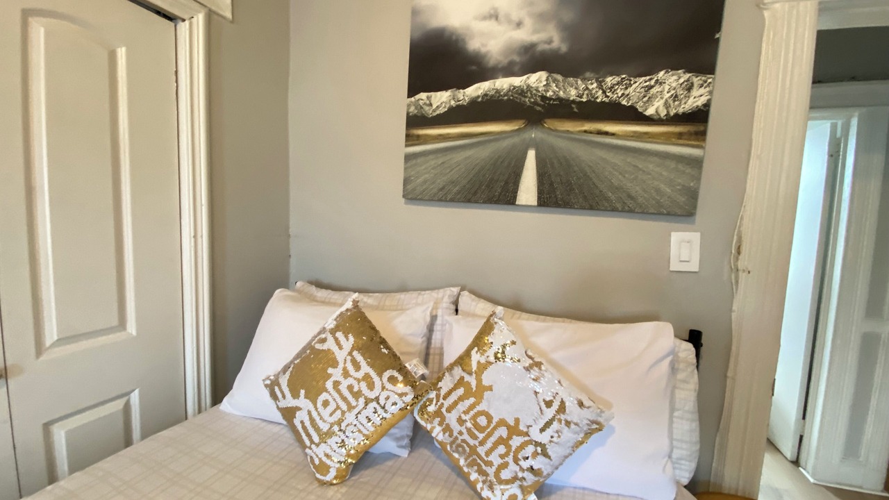 Photo of Others in West New York