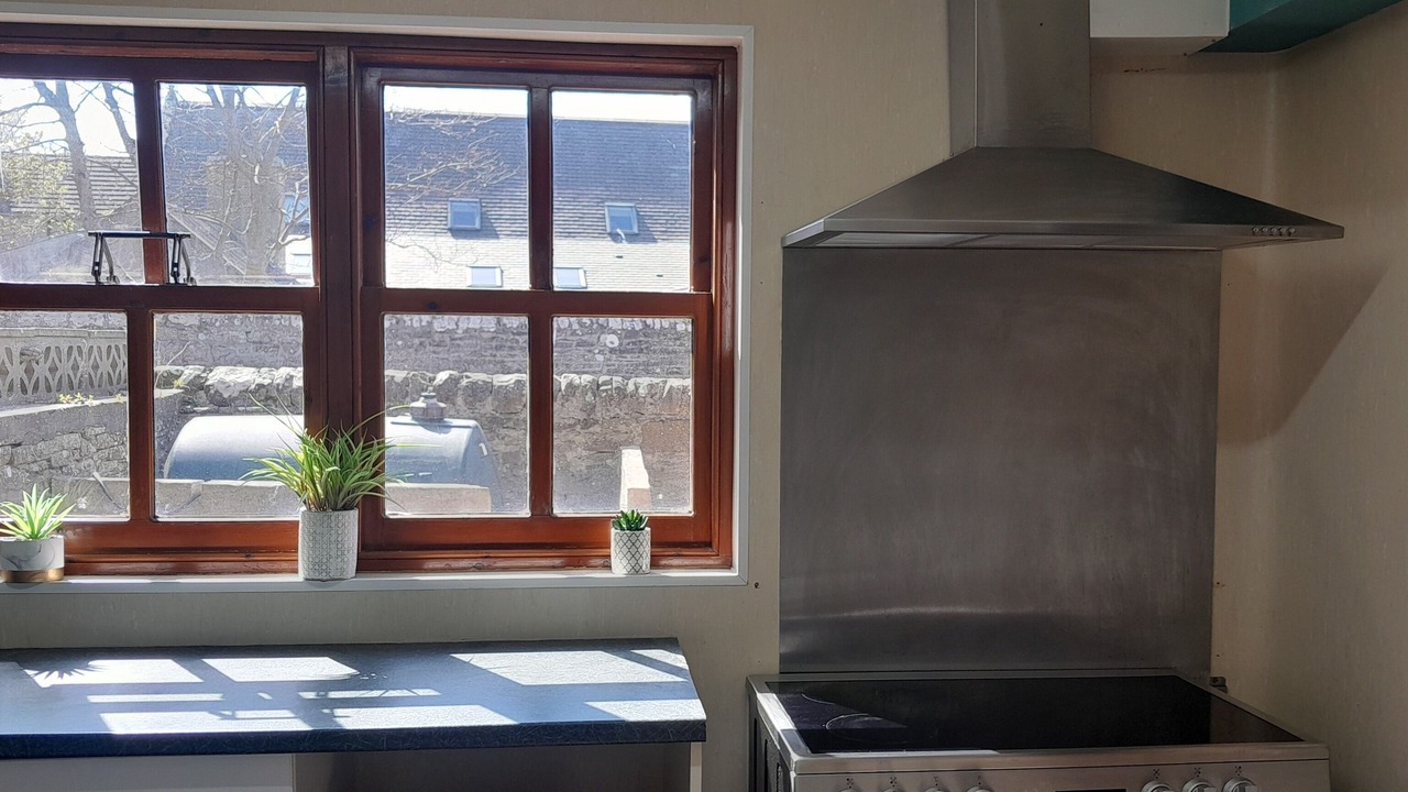 Photo of Kitchen in St. Margaret's Hope