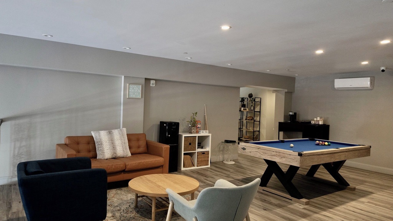 Photo of Others in Downtown Oakland