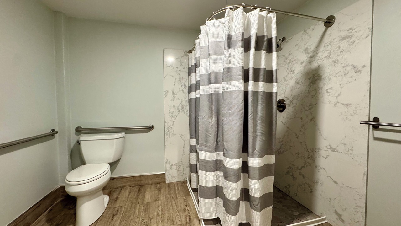 Photo of Bathroom in Downtown Oakland