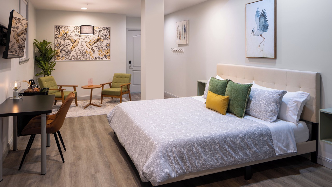 Photo of Bedroom in Downtown Oakland
