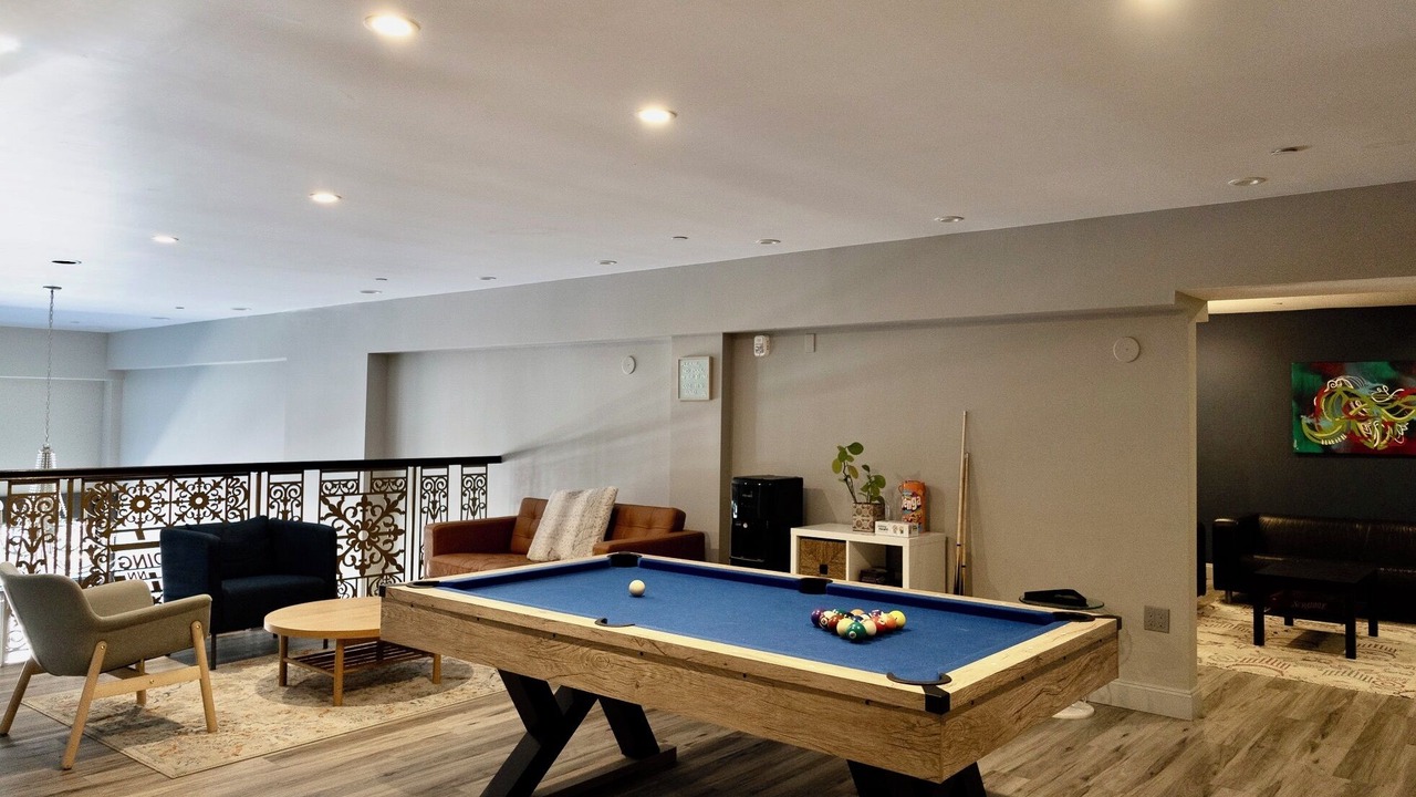 Photo of Bedroom in Downtown Oakland