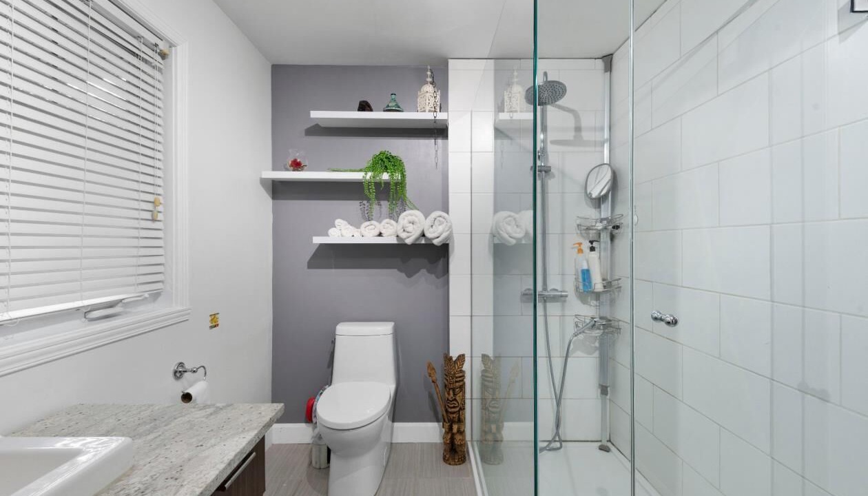 Photo of Bathroom in Saint-Jean-des-Piles