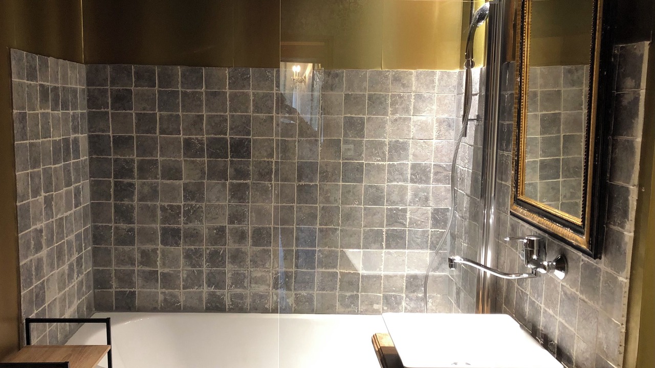 Photo of Bathroom in Montanges