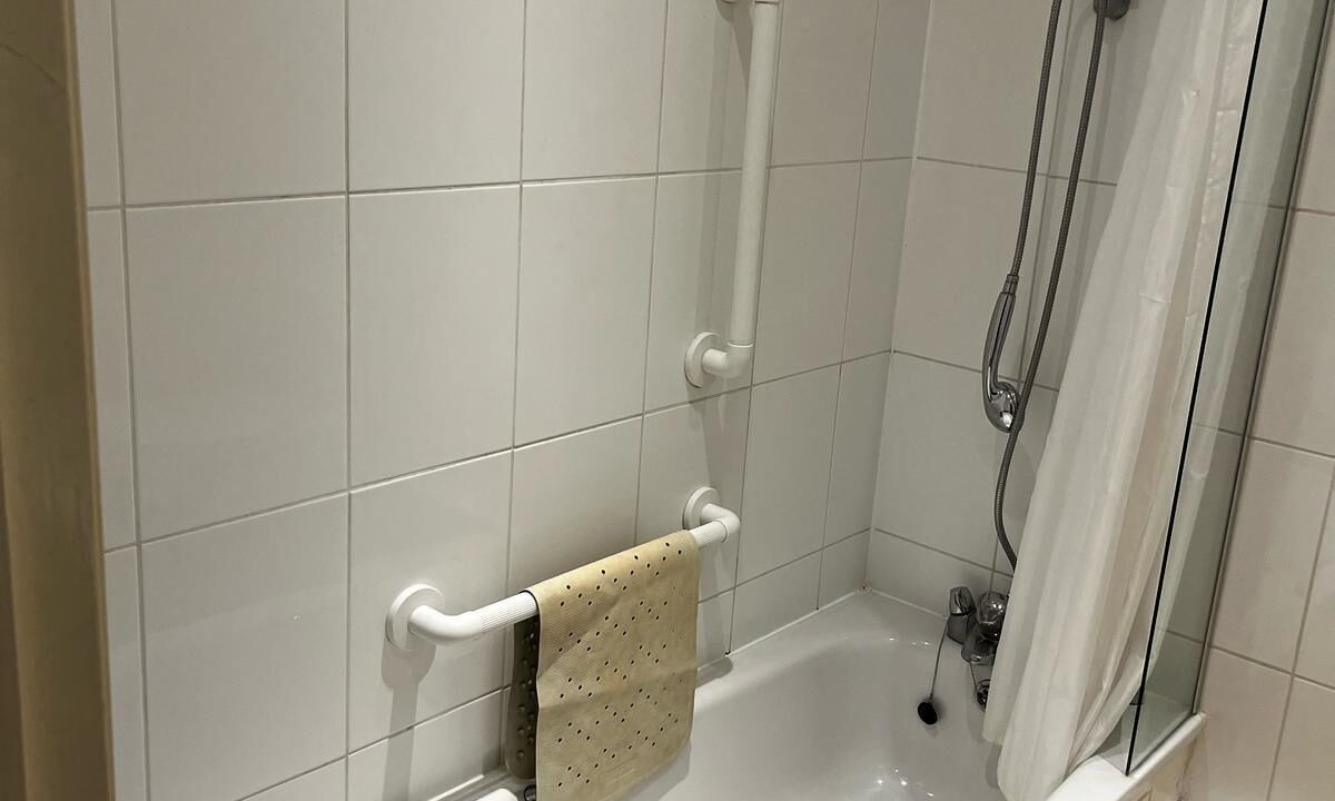 Photo of Bathroom in Steventon