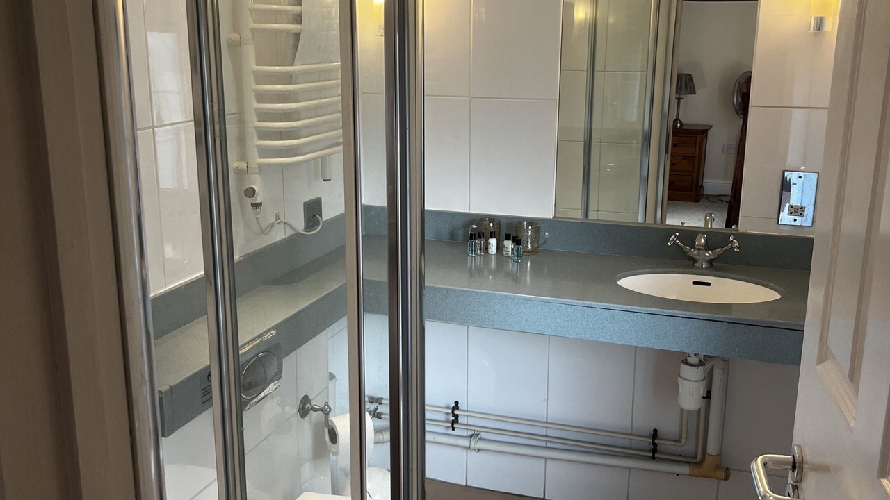 Photo of Bathroom in Steventon