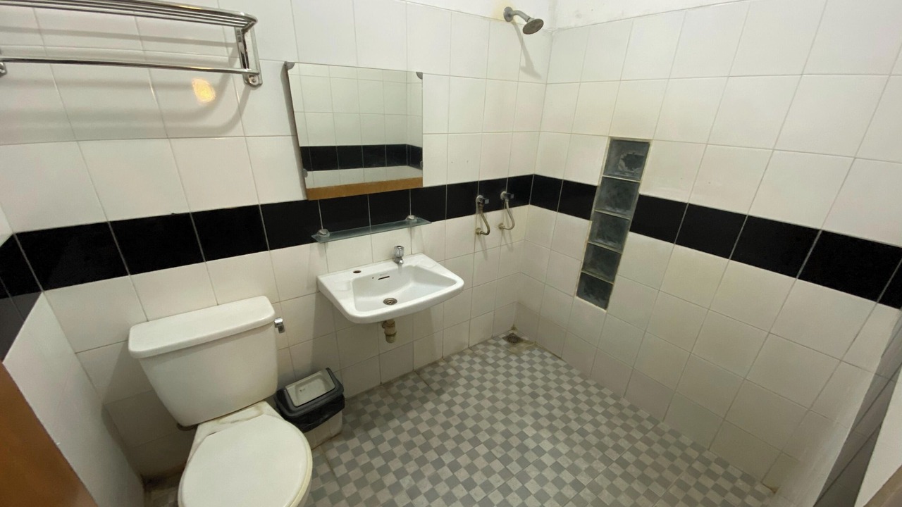 Photo of Bathroom in Patrang