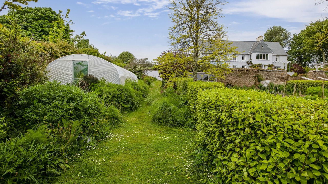 Photo of Others in Dartmouth