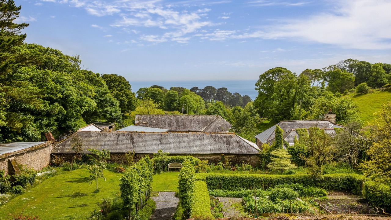 Photo of Others in Dartmouth