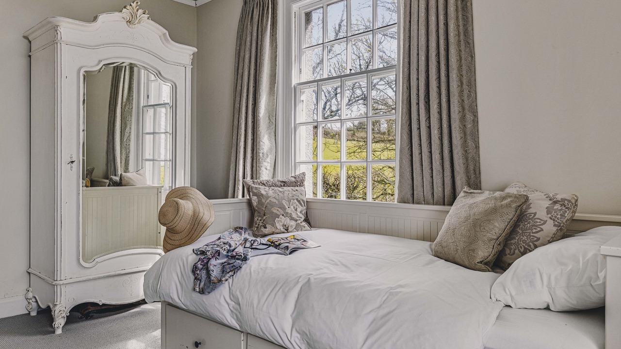 Photo of Others in Dartmouth