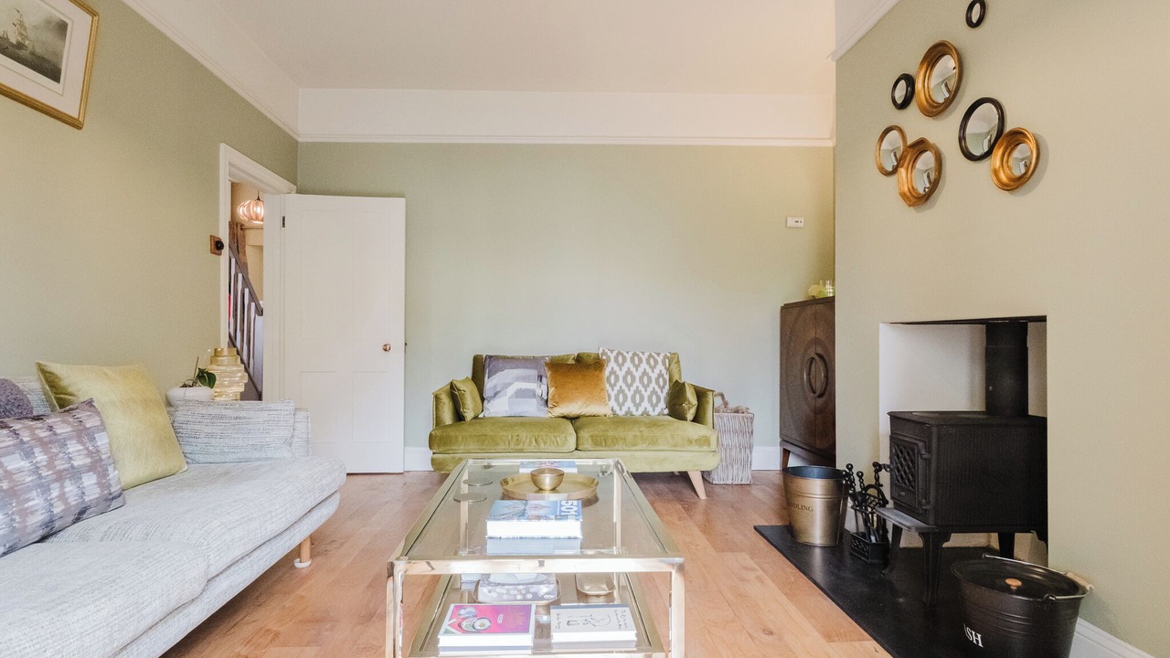 Photo of Livingroom in Easton Grey