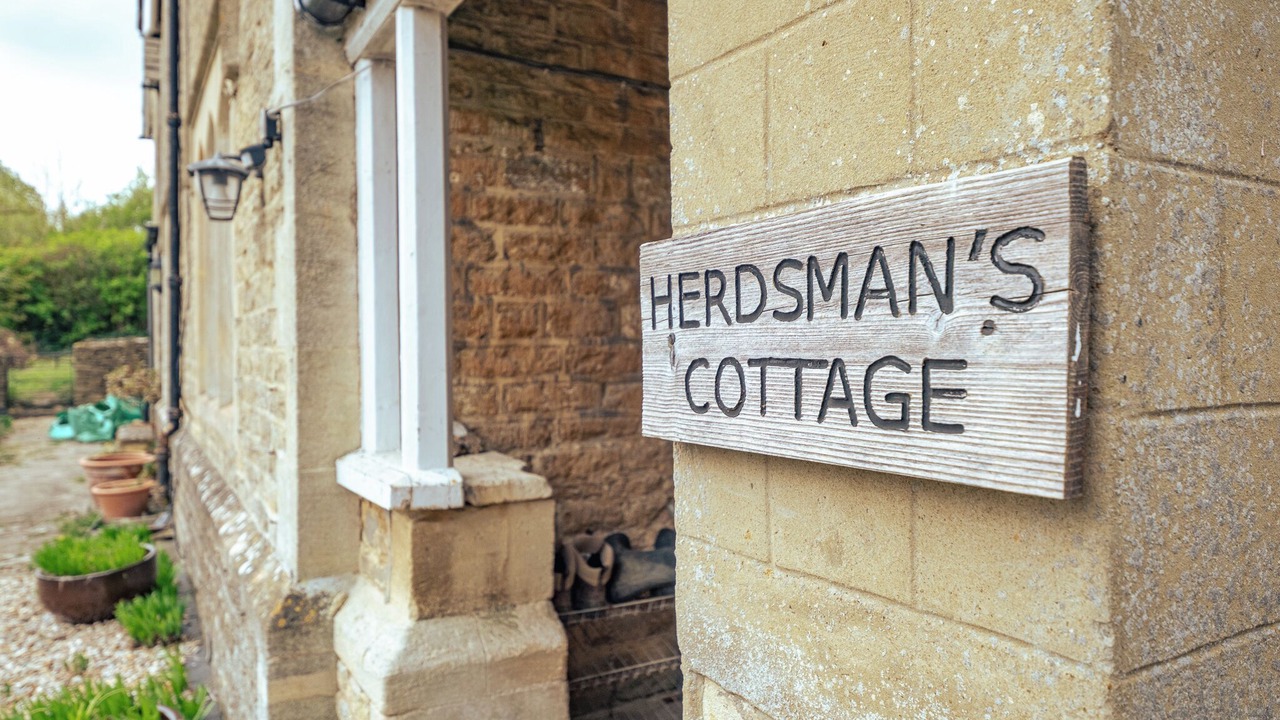 Photo of Outdoor in Easton Grey