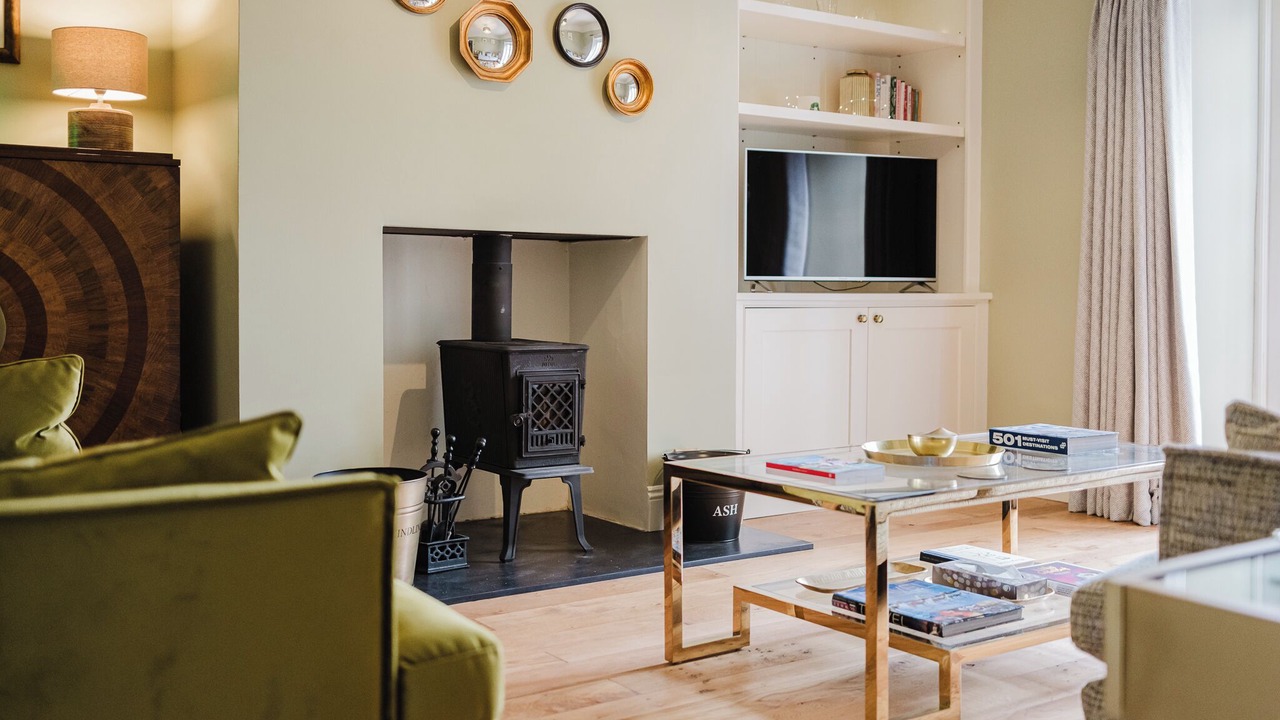 Photo of Livingroom in Easton Grey