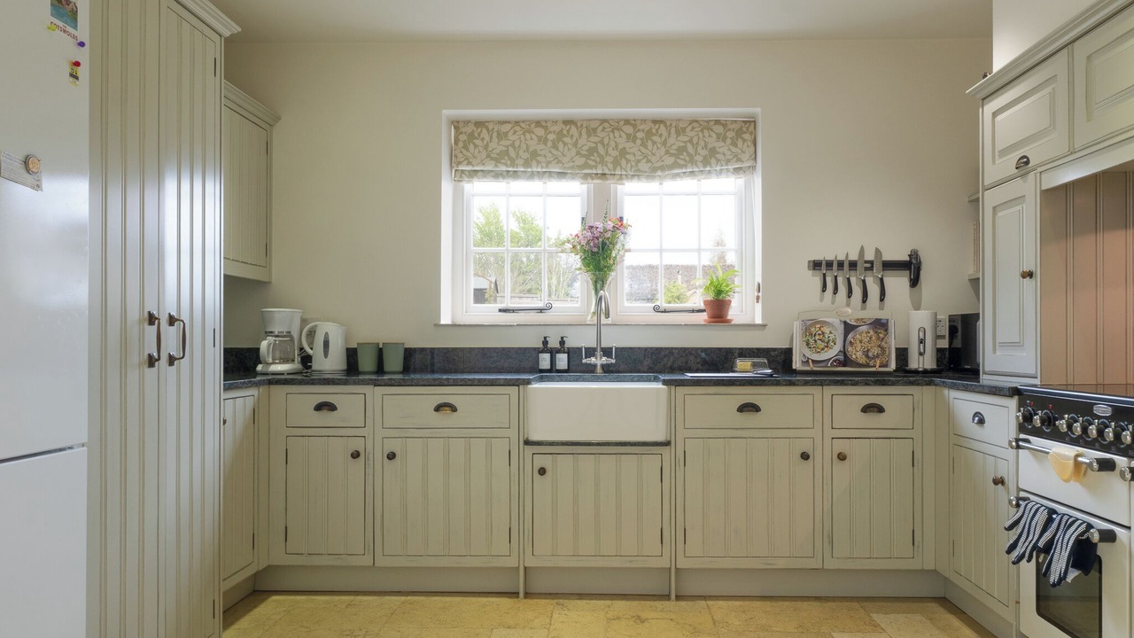 Photo of Kitchen in Easton Grey