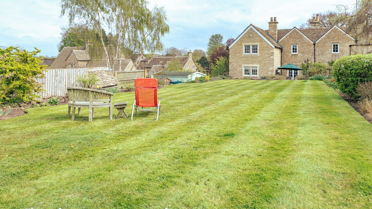 Photo of Outdoor in Easton Grey