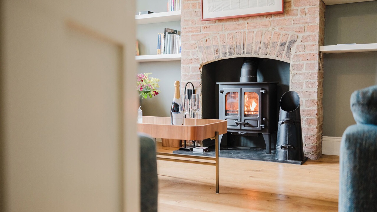 Photo of Livingroom in Easton Grey