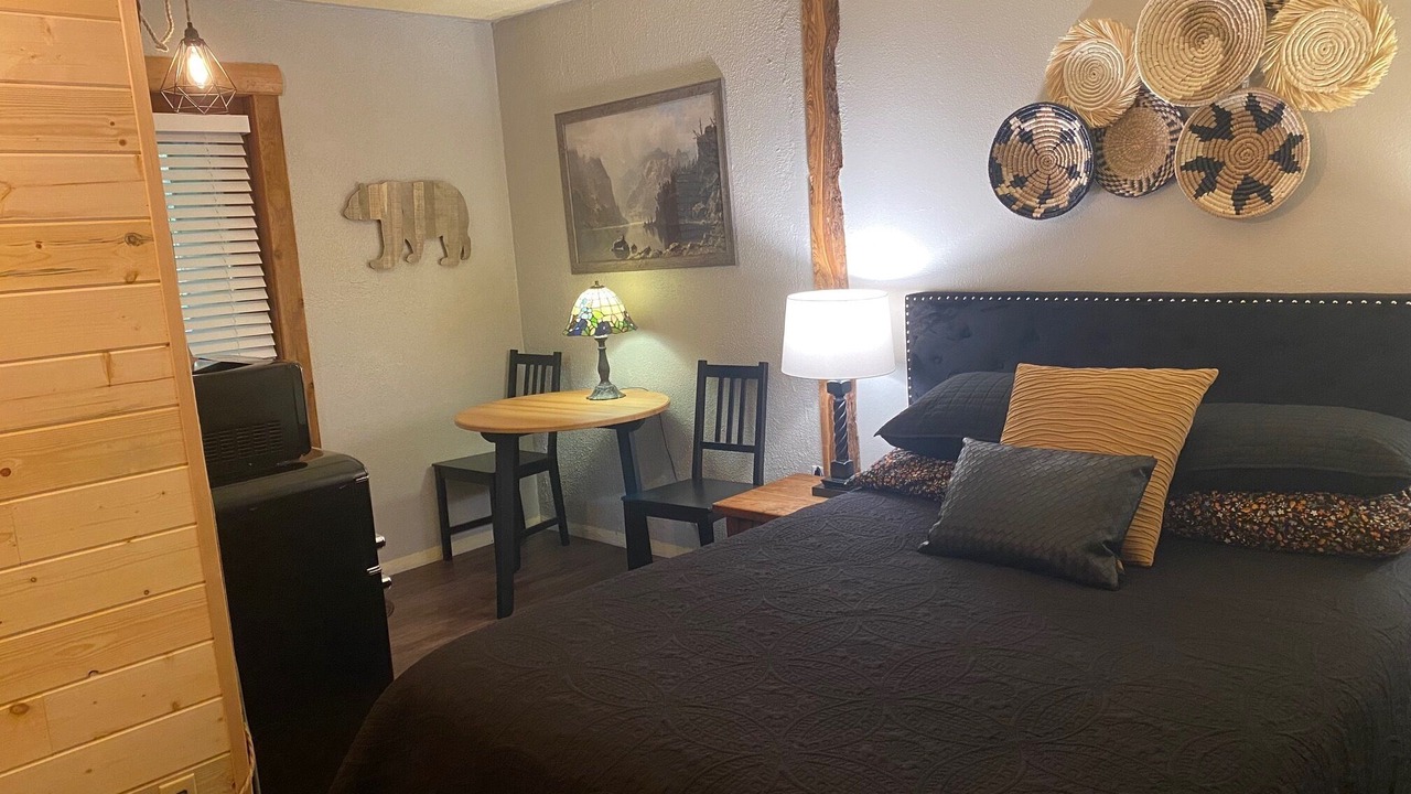 Photo of Bedroom in Forks