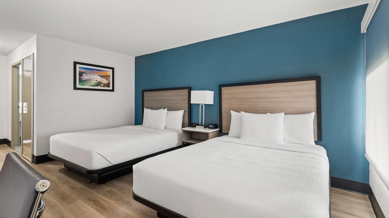 Photo of Bedroom in Batavia