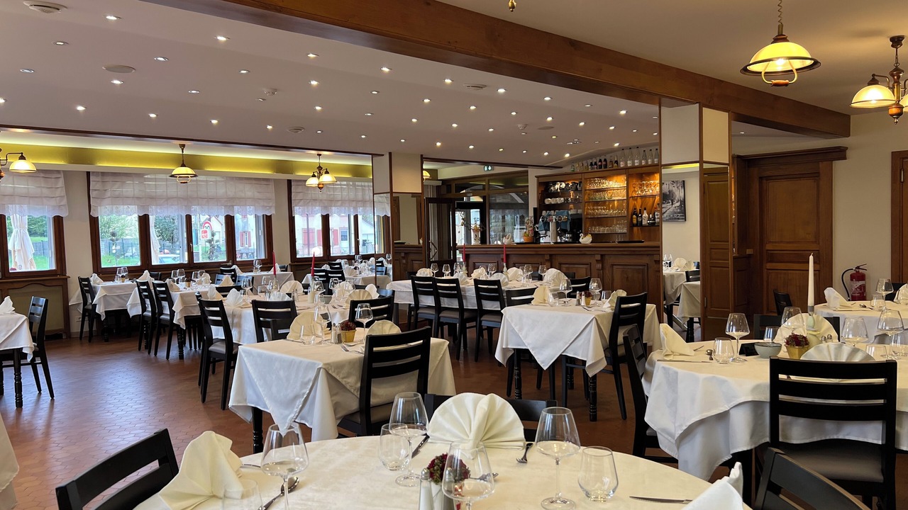 Photo of Others in Saales