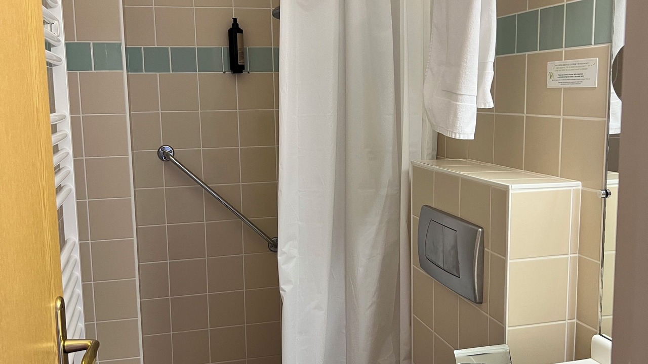 Photo of Bathroom in Saales