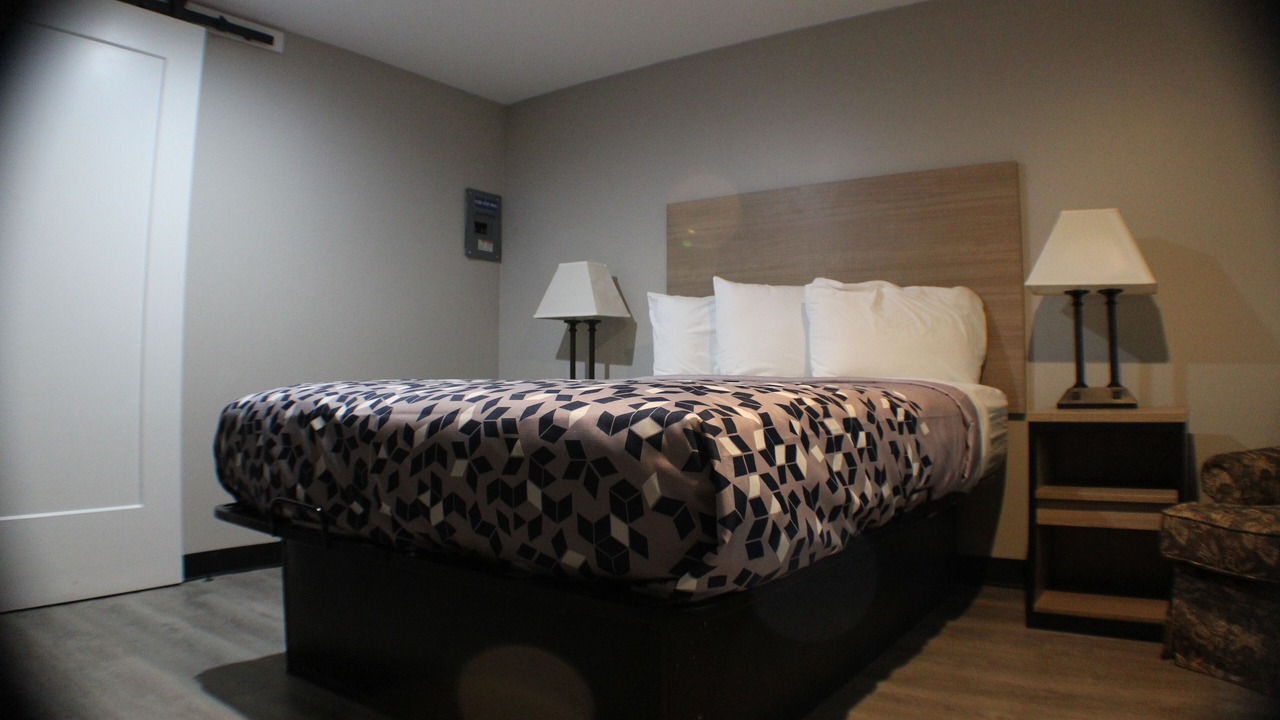 Photo of Bedroom in Cinnaminson