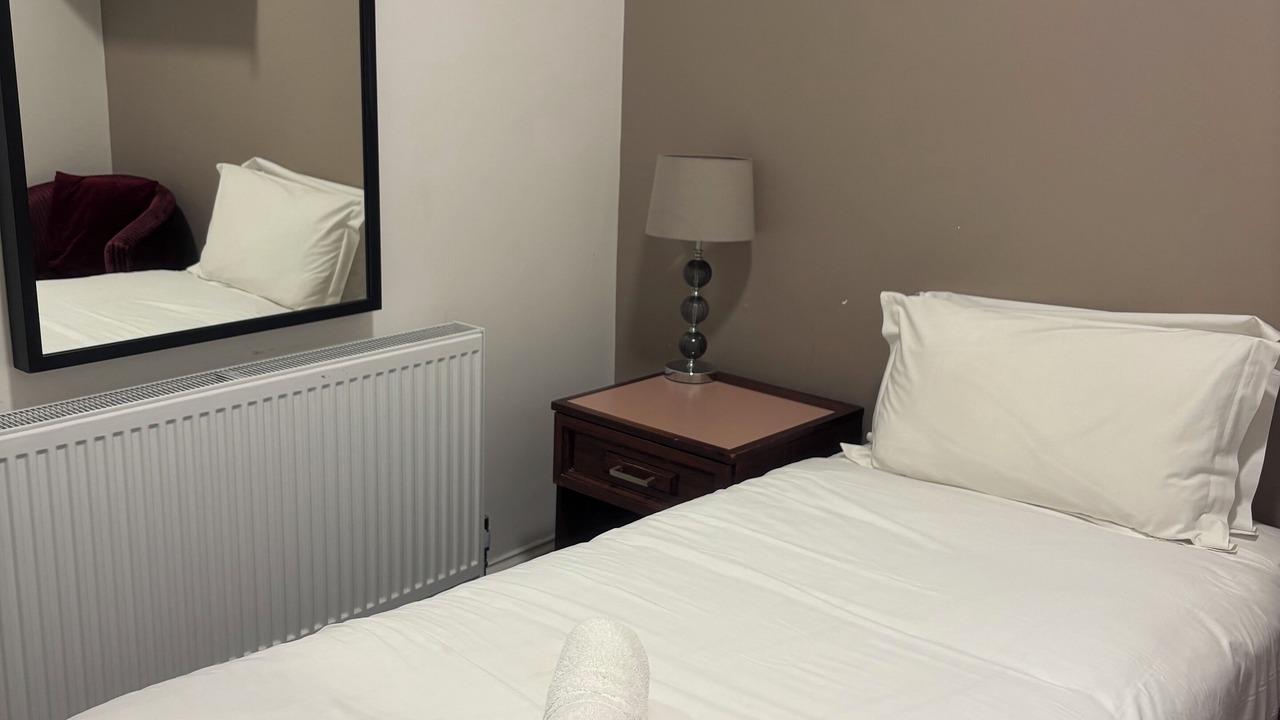 Photo of Bedroom in Skegby