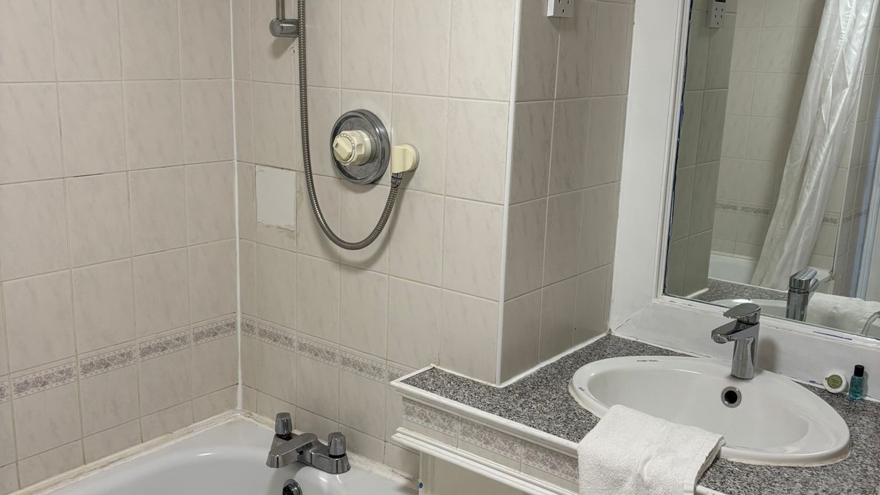 Photo of Bathroom in Skegby