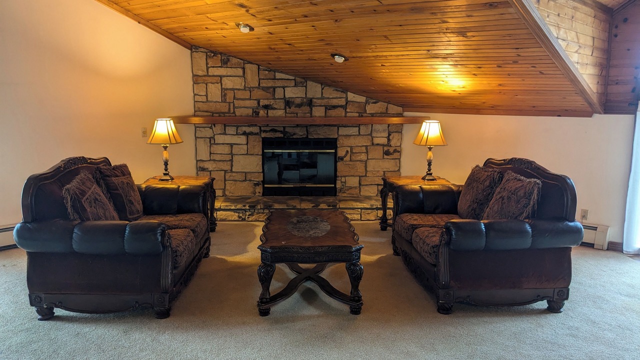 Photo of Livingroom in Meadville