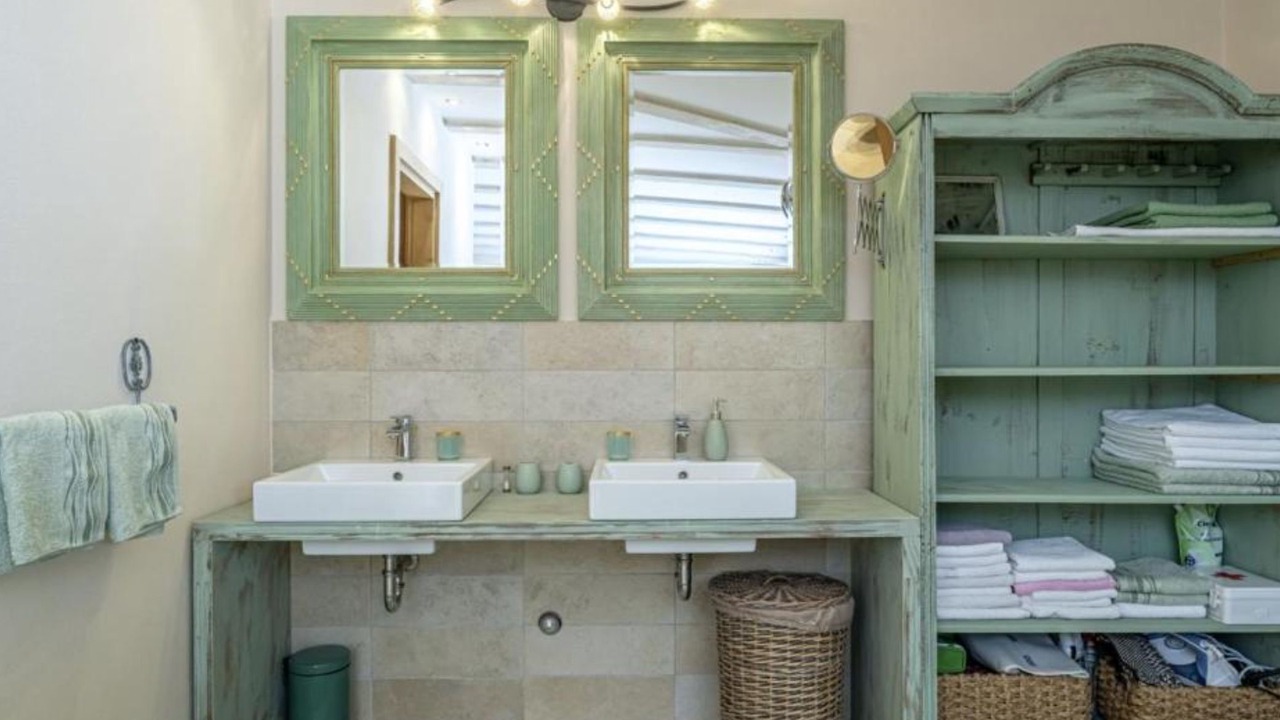Photo of Bathroom in Mofardini