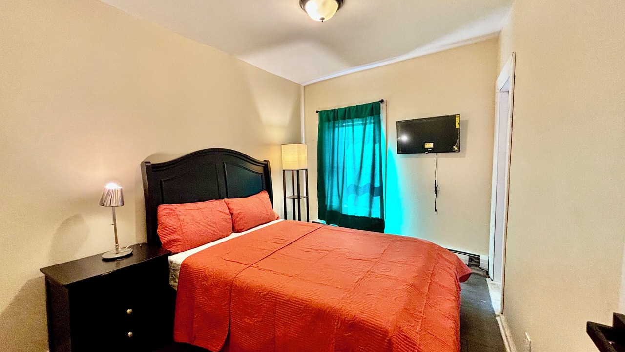 Photo of Others in Ironbound District