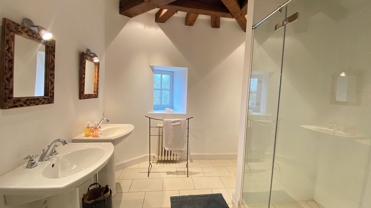 Photo of Bathroom in Artannes-sur-Indre