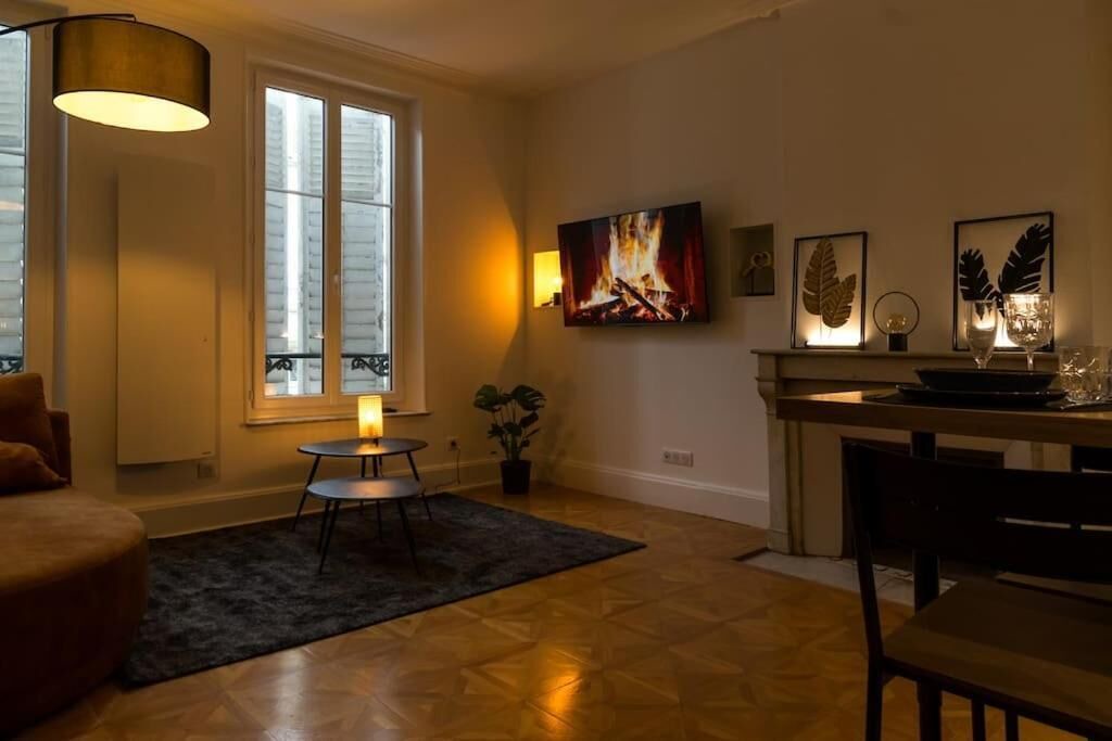 Photo of Others in Arry