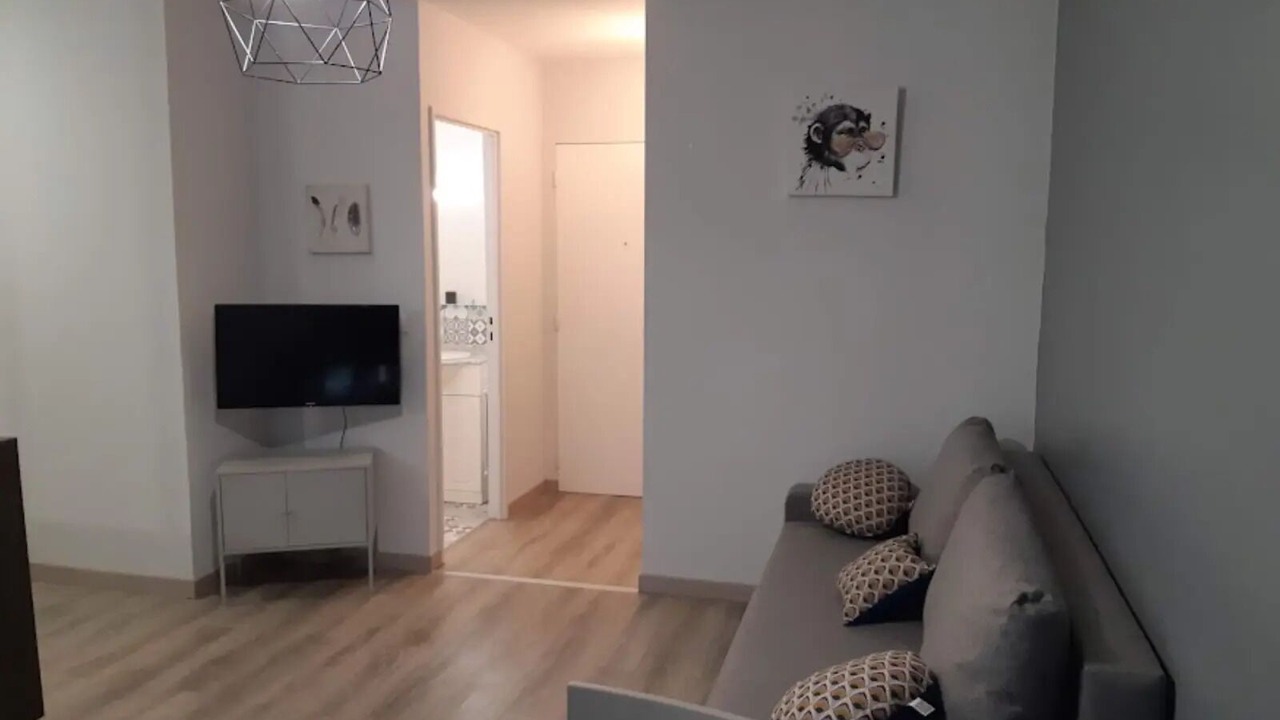 Photo of Others in Arry