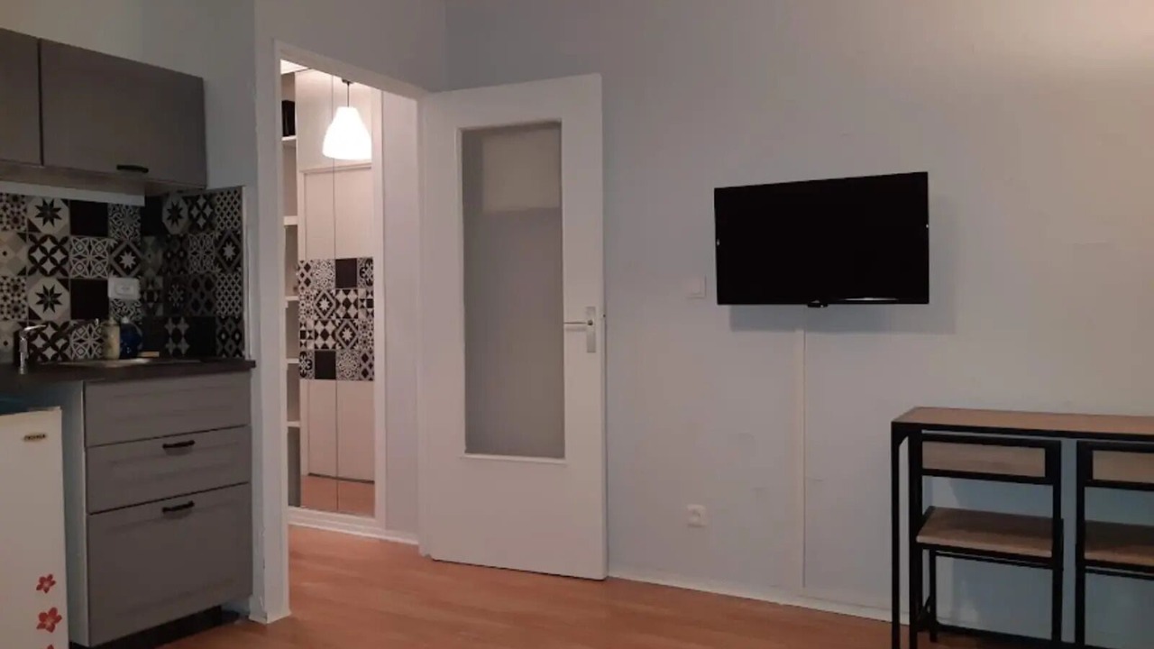 Photo of Others in Arry