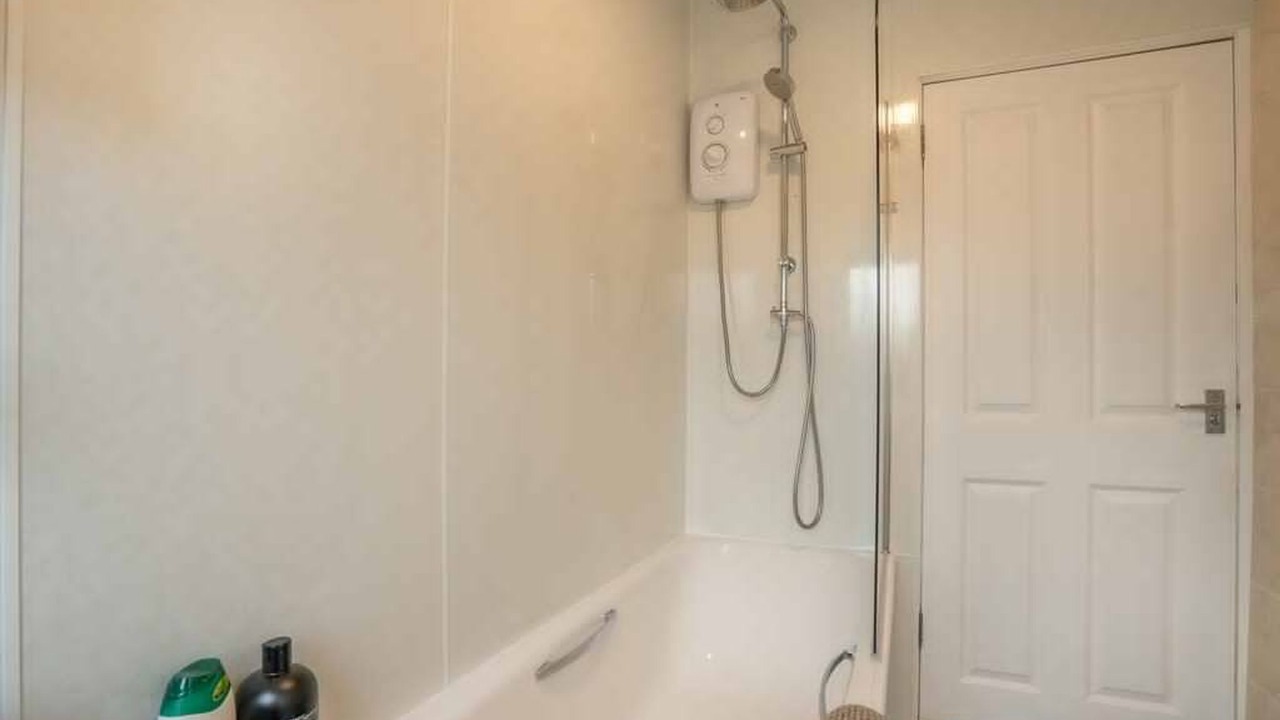 Photo of Others in Ormiston