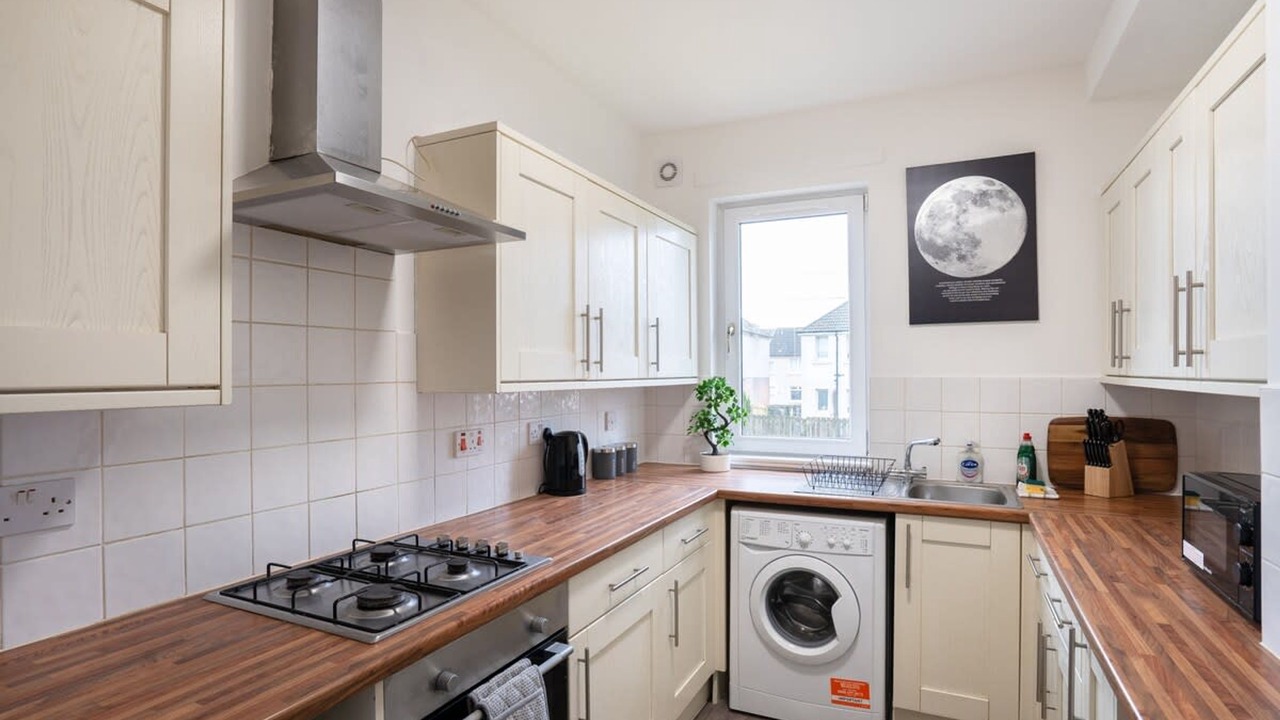 Photo of Others in Wishaw