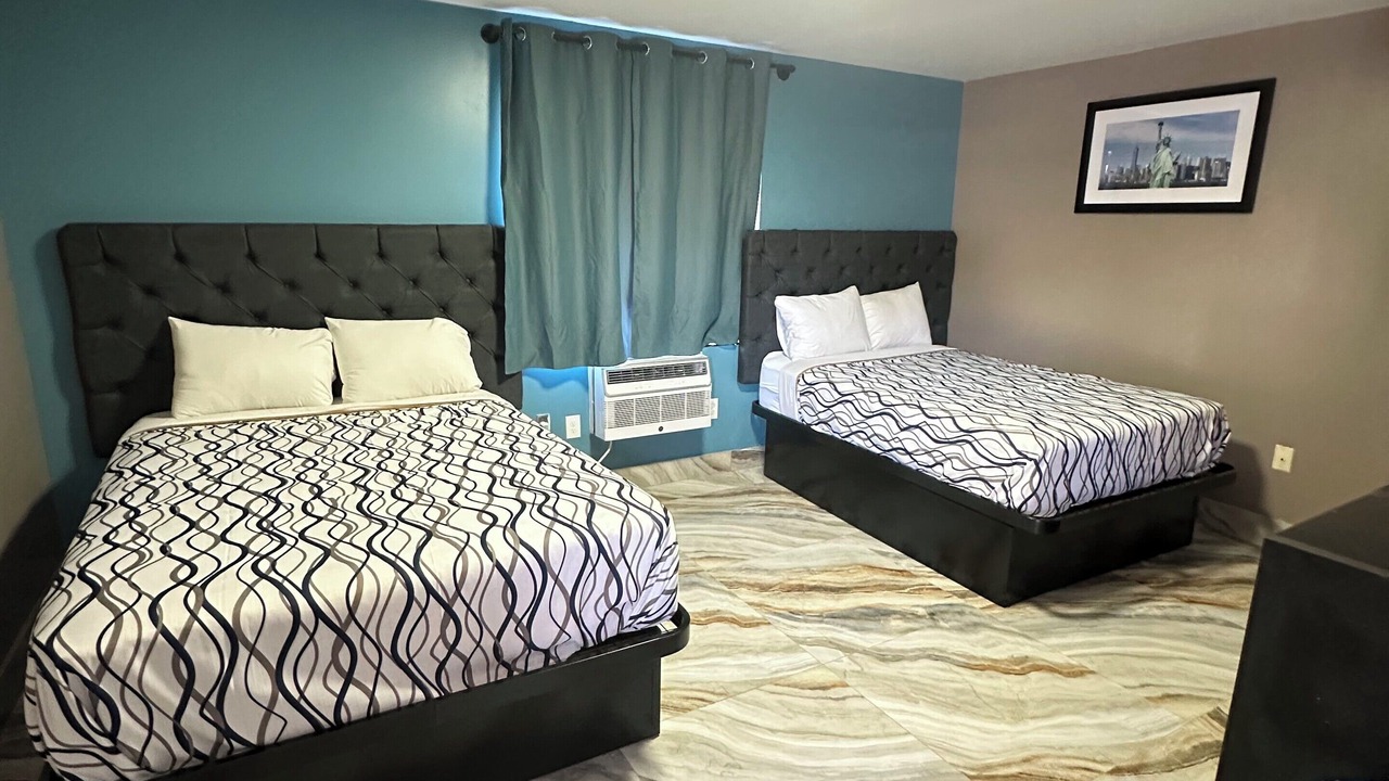 Photo of Bedroom in Edison