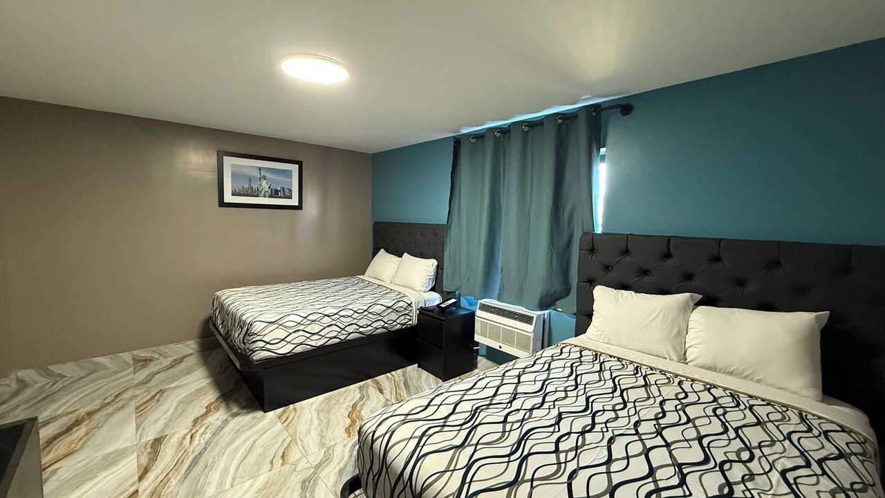 Photo of Bedroom in Edison