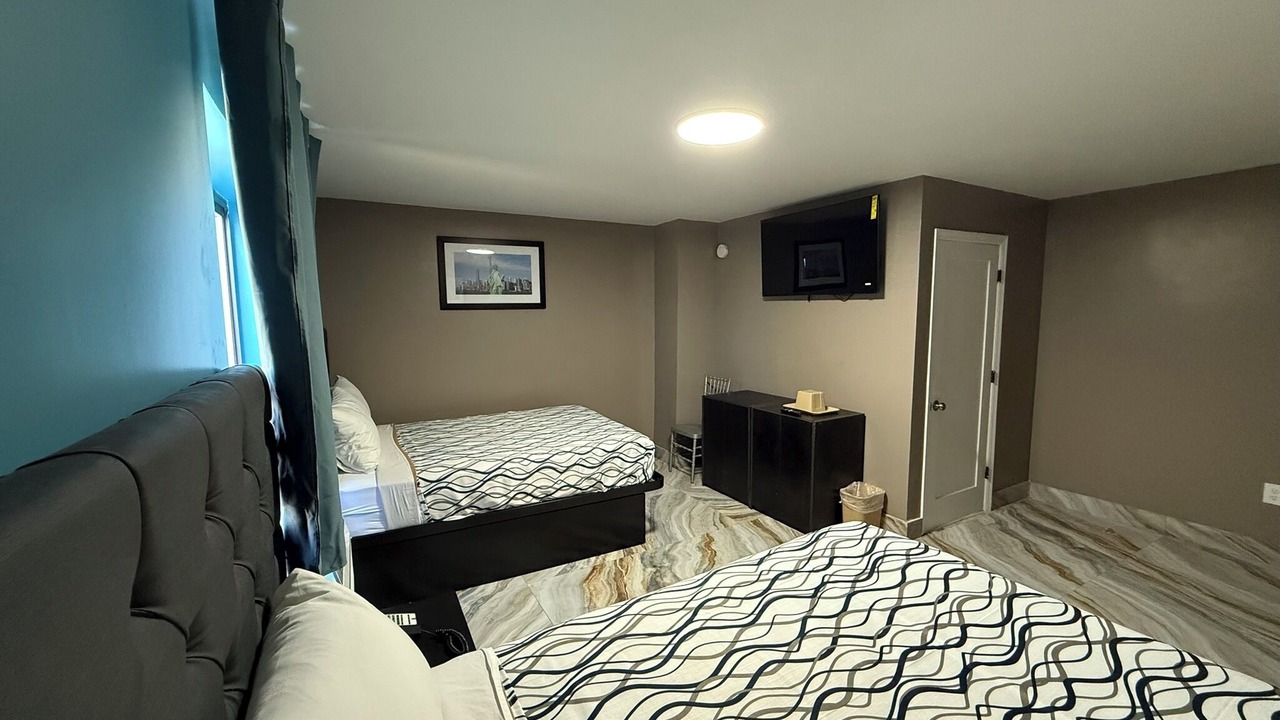 Photo of Bedroom in Edison