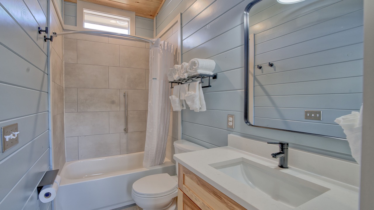 Photo of Bathroom in Gatlinburg